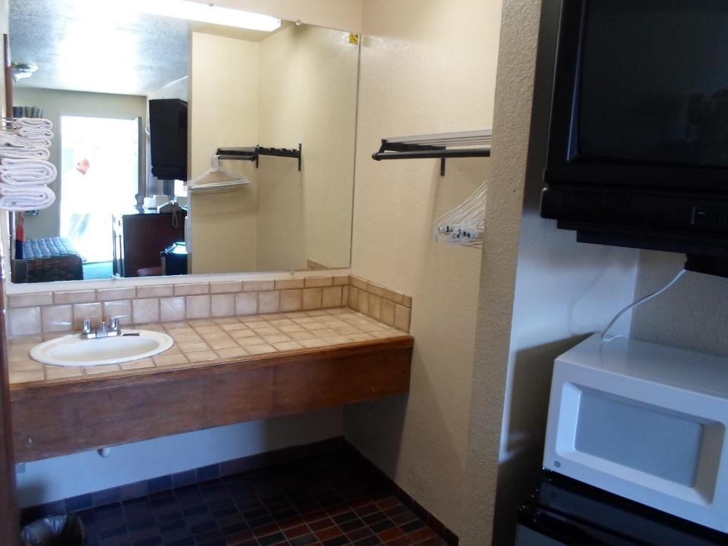 Budget Inn Morgan Hill Camera foto
