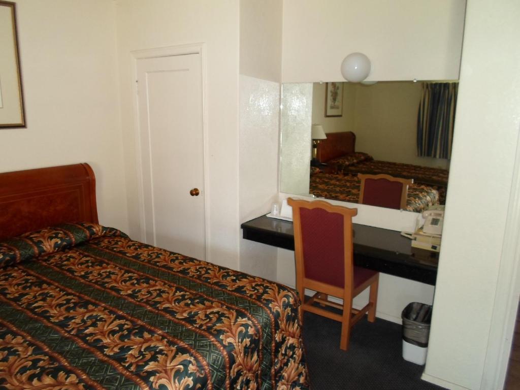 Budget Inn Morgan Hill Camera foto