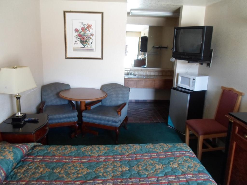 Budget Inn Morgan Hill Esterno foto